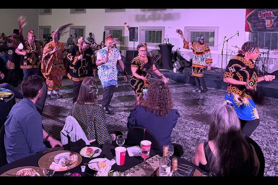 The Yellowknife Southern Cameroon dancers impressed the audience with their colourful traditional dress and talent. Jill Westerman/ϳԹ photo 