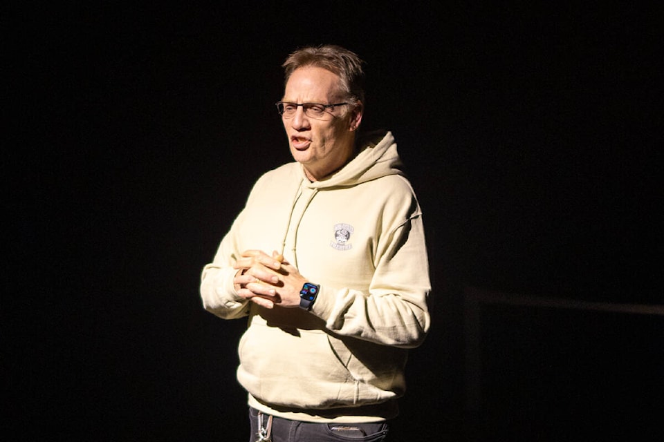 Vice-principal Darren Fleischhacker welcomes the audience to the Feb. 9 performance of <em>Deadline</em>. (Kevin Sabo/Stettler Independent) 