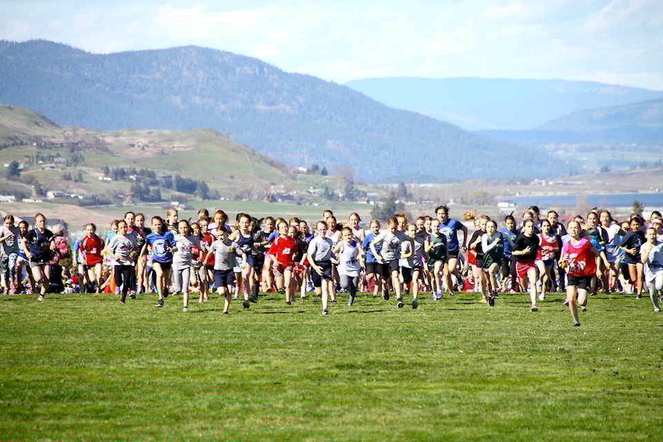 web1_190424-vms-crosscountry