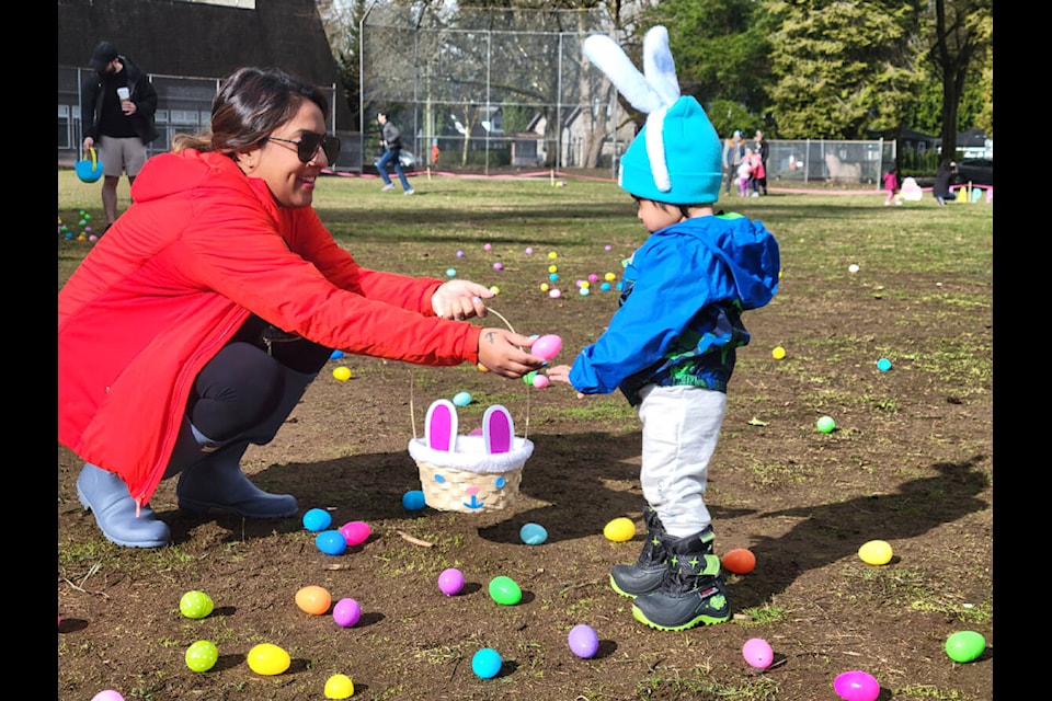 Ezekiel participated in his first Easter egg hunt last year in Fort 91ԭ. (91ԭ Advance Times files) 