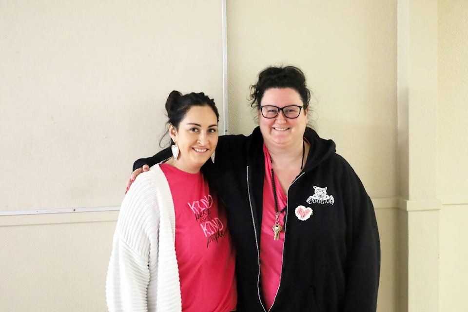 Ashley Bell and Kelsey Bell at Chemainus Secondary School on pink shirt day. (Photo by Alex Pollock) 