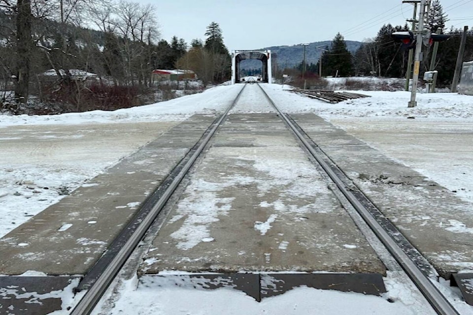 web1_240307-evn-silver-sands-rail-crossing