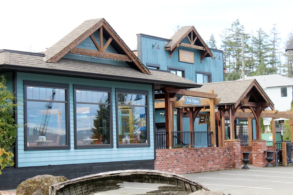 The Osborne Bay Pub in Crofton is the Cowichan Valley’s live music destination. (Photo by Don Bodger) 
