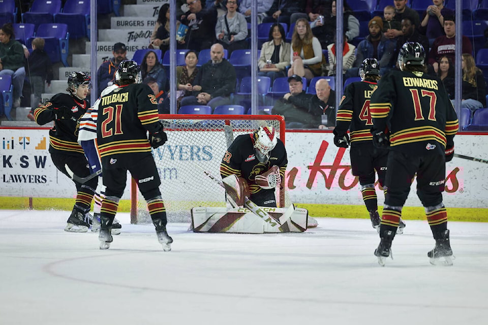  Giants made a move up in the standings on Friday night, March 15, hopping the Victoria Royals for sixth place in the Western Conference following a 3-1 win over the Kamloops Blazers at the 91ԭ Events Centre. (Rob Wilton/Special to 91ԭ Advance Times) 