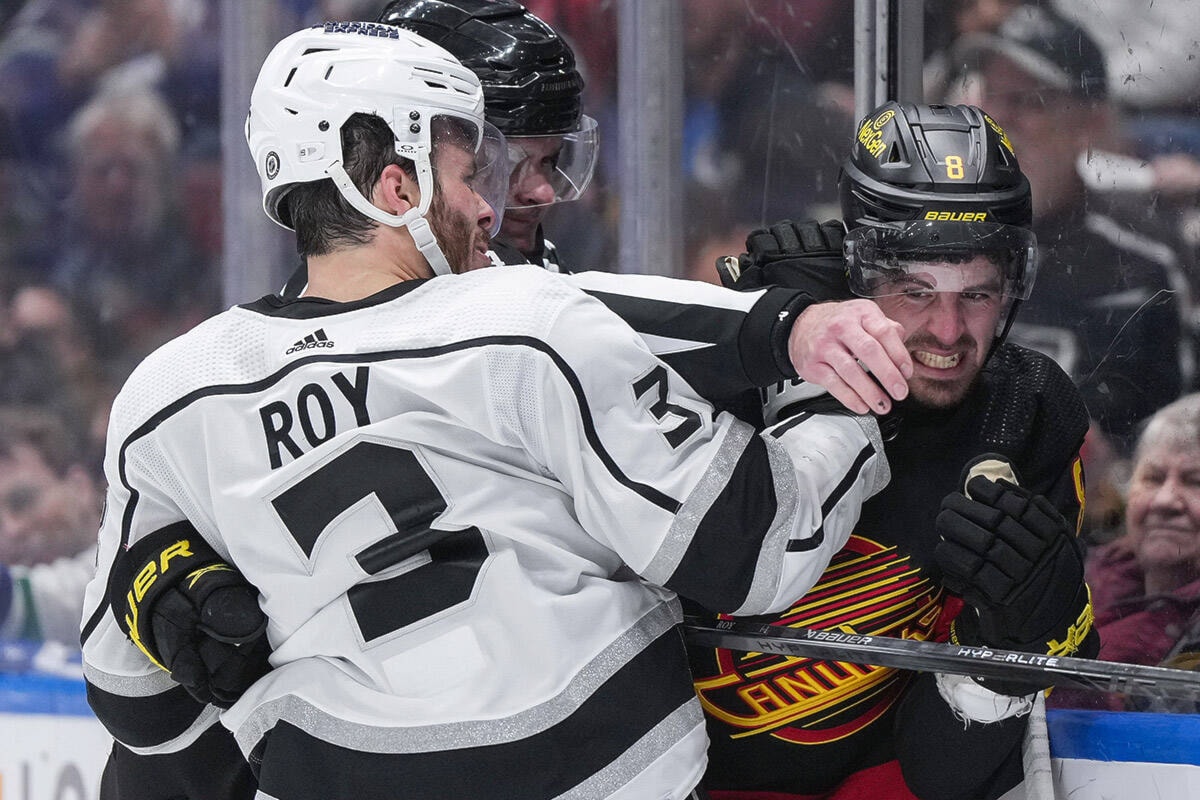 Canucks must wait to clinch playoff spot after 32 loss to L.A. Kings