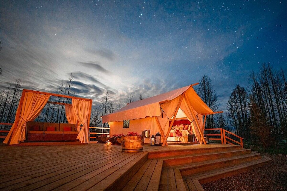 web1_240328-obn-mindfulstargazing-mindfulstargazing_1
