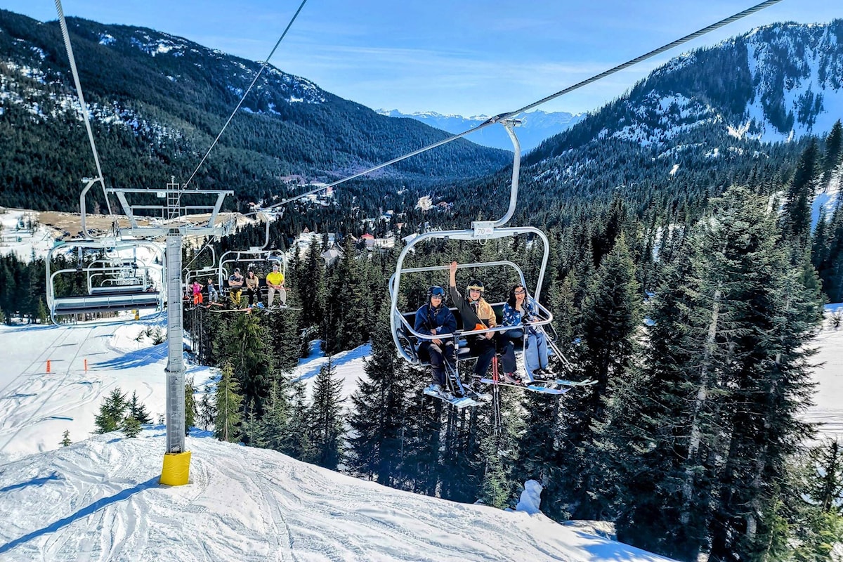 Investors, locals seek to establish Hemlock Valley Resort Association
