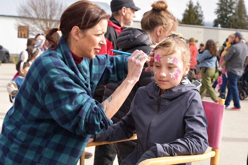 PHOTOS Annual Easter Egg Hunt Kept Kids Hopping In Sicamous The photos-annual-easter-egg-hunt-kept-kids-hopping-in-sicamous-the