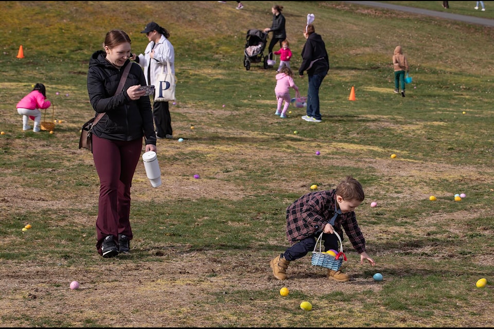 Hundreds of excited kids attended the United Way Easter Egg Hunt at Griner Park on Saturday (March 30). / Bob Friesen Photo 