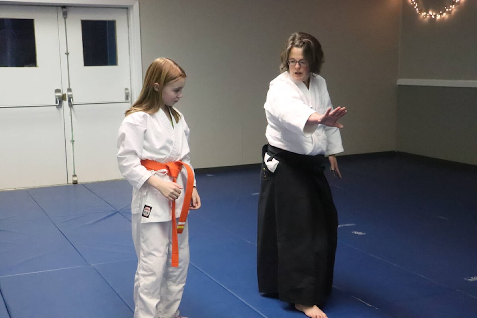 web1_rsz-aikido-orange-belt-img_4229