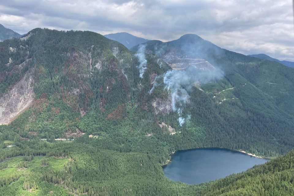 web1_230714-mcr-wildfire-davis-lake-update-_7