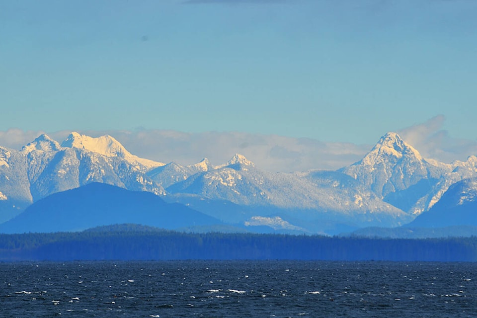 web1_240111-crm-weather-chilly-coastmountains_1