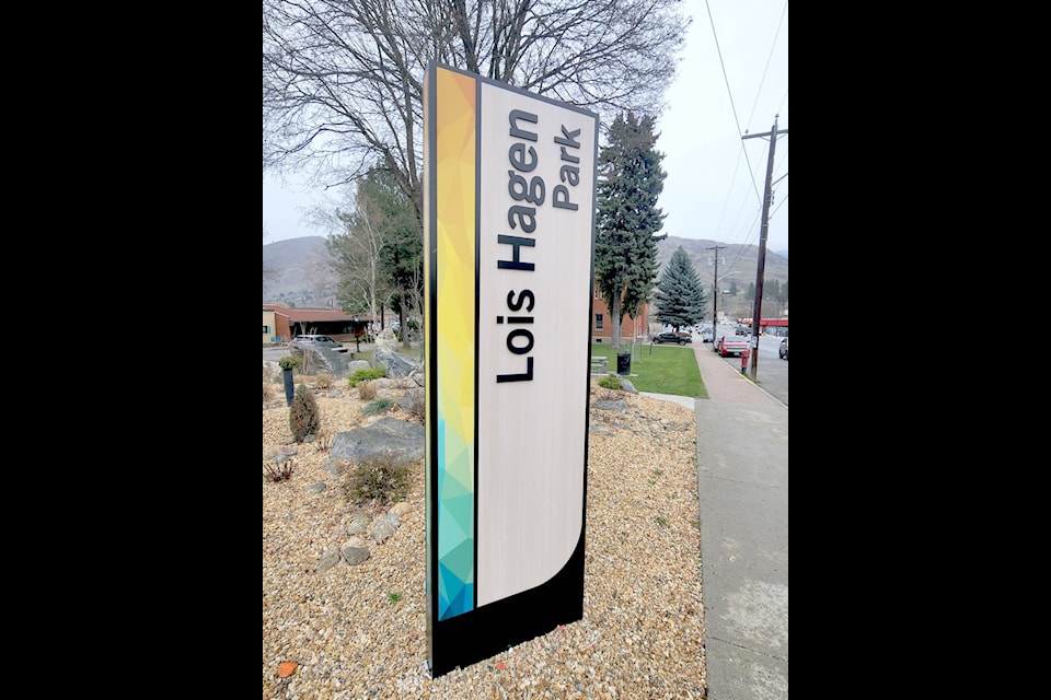 Wayfinding signs are up around the city…but not all is perfect. There is a tall spelling error on one city landmark. It’s Lois Haggen Park. Photo: Karen McKinley 