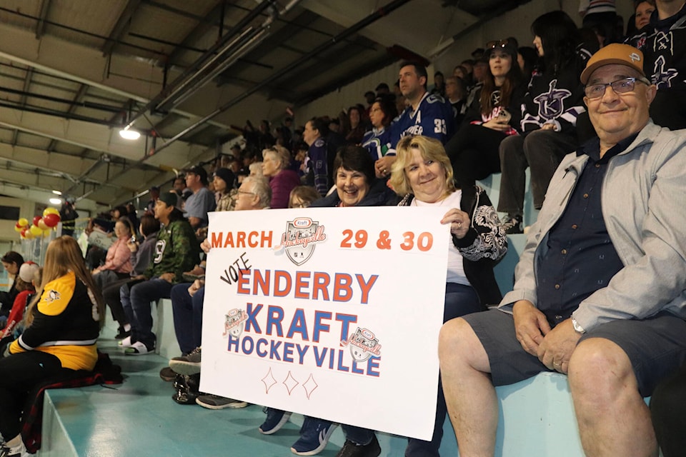 web1_240404-vms-hockeyville-1_3