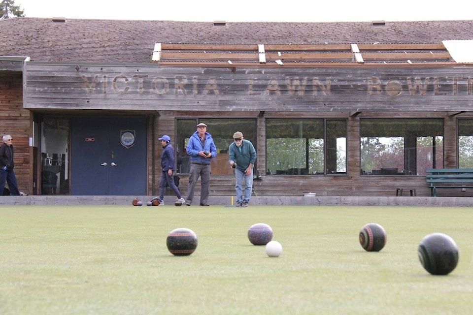 web1_240404-vne-victorialawnbowlscroquet-cvr_2
