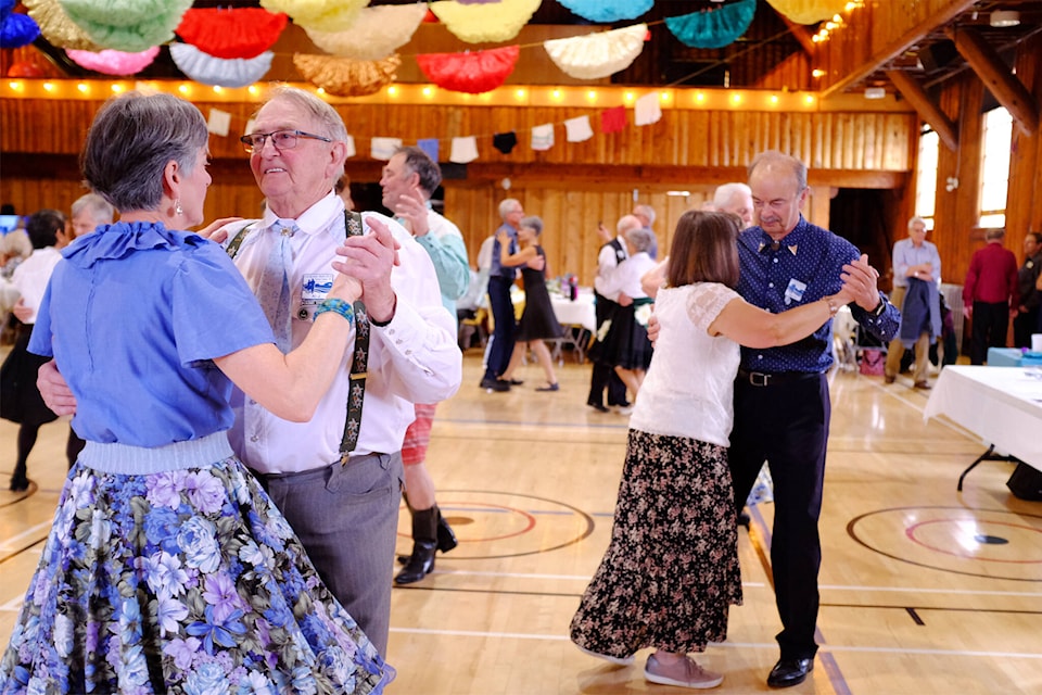 Over a hundred dancers, dressed in their fanciest attire, gathered at the Native Sons Hall to celebrate the Comox Valley Ocean Waves Square Dance Club’s 70th anniversary, on the afternoon of April 7. (Olivier Laurin / Comox Valley Record) 