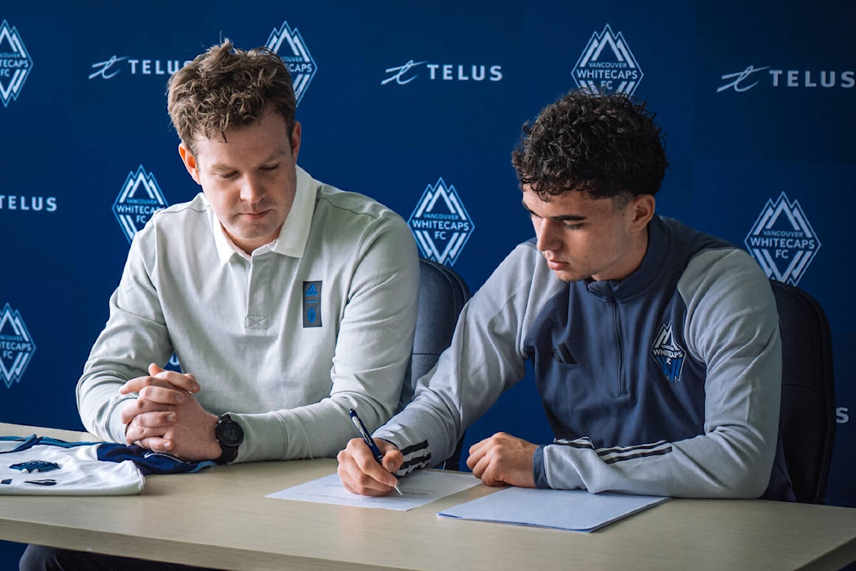 17-year-old B.C. soccer phenom signs pro contract with Vancouver Whitecaps