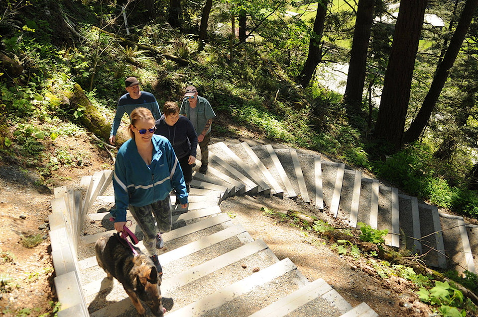 web1_240426-cpl-park-society-littlemountainstairs_2