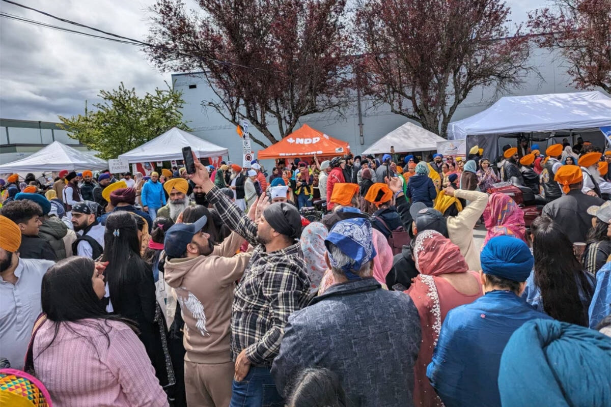 Thousands celebrate Vaisakhi in Victoria Vancouver Island Free Daily