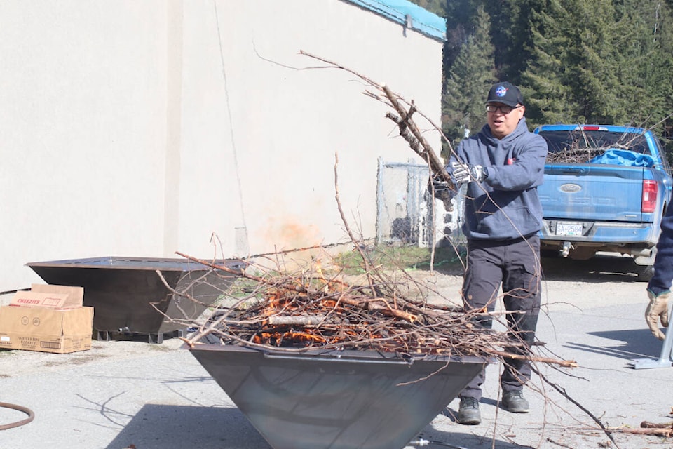 web1_rsz-zt-biochar-kiln-1-img_4382