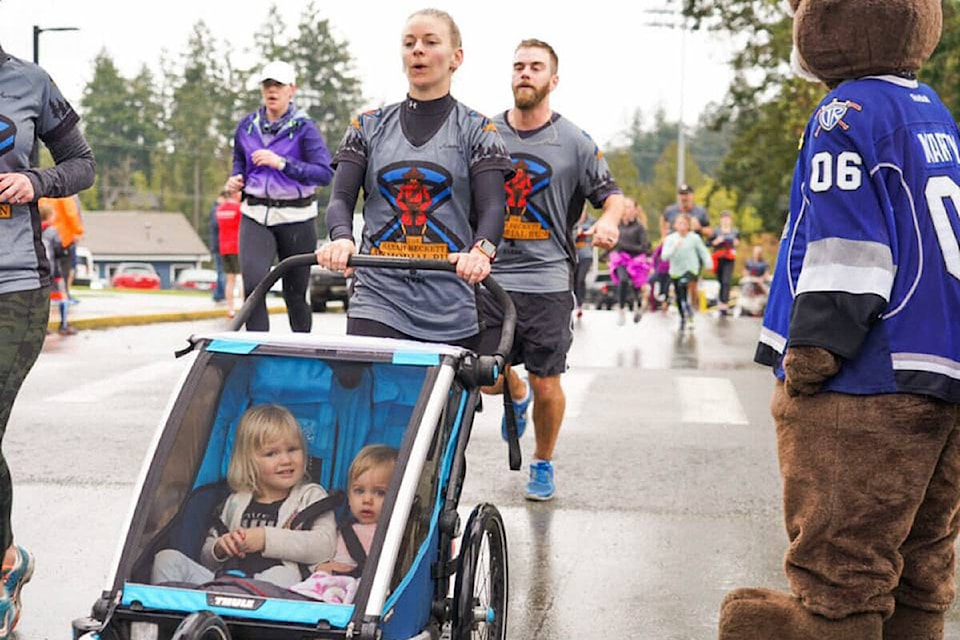 web1_190413-gng-beckettmemorialrun_6