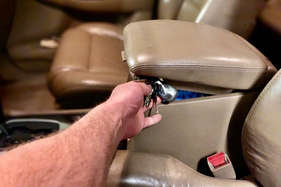 web1_200528-acc-car-key-theft-cartheft_1
