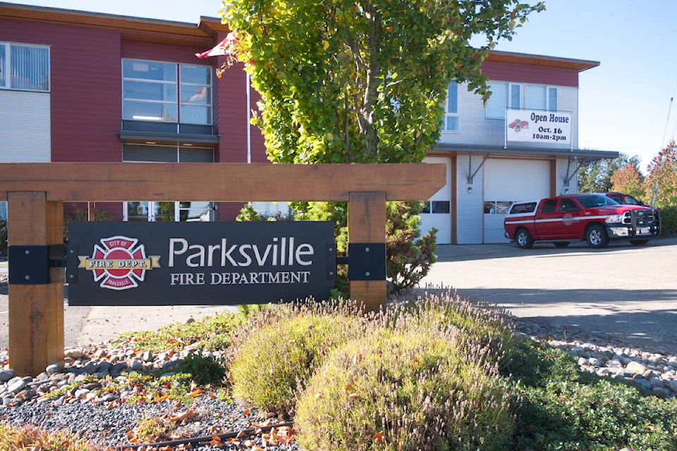 web1_221019-pqn-parksville-fd-trucks-photo_1