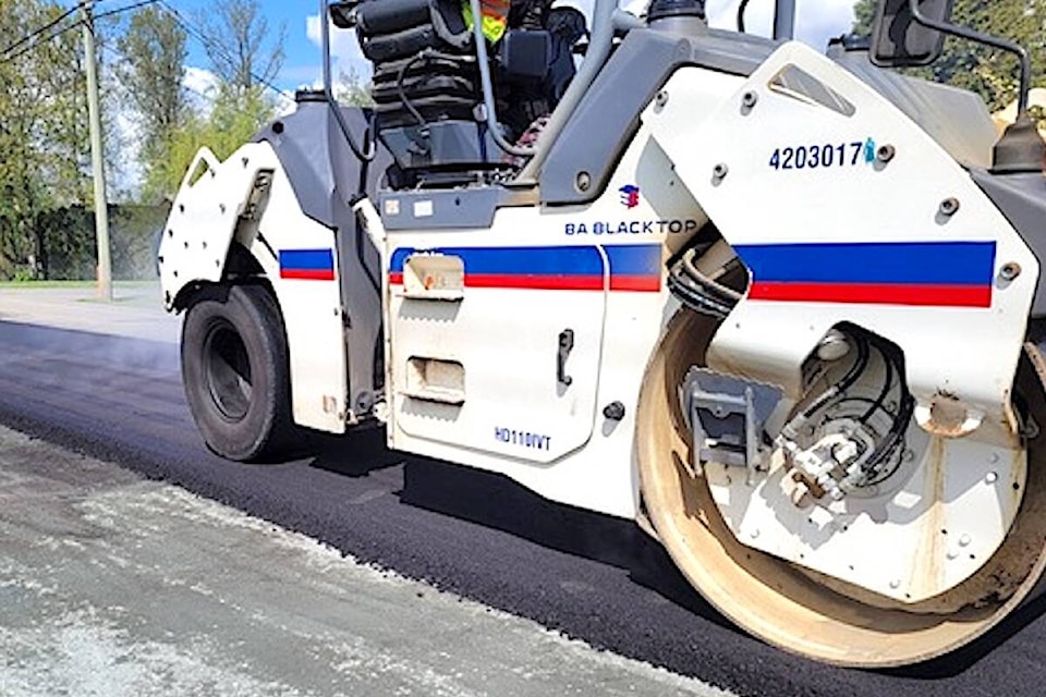 web1_230524-wek-westlakerd-paving-paving_1
