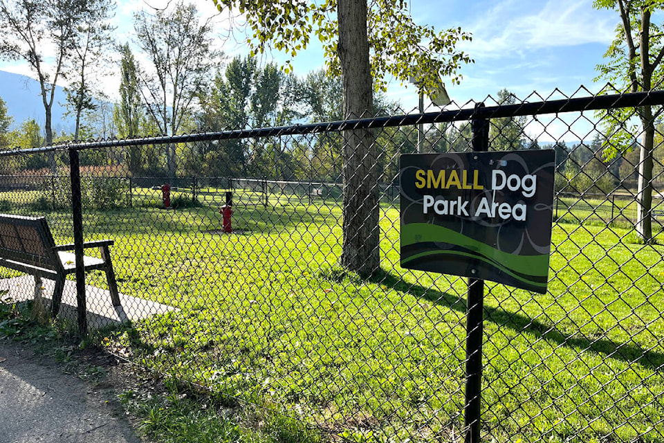 web1_230914-can-dog-park-castlegar_1