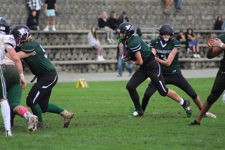 web1_231027-mcr-roadrunners-football-_3