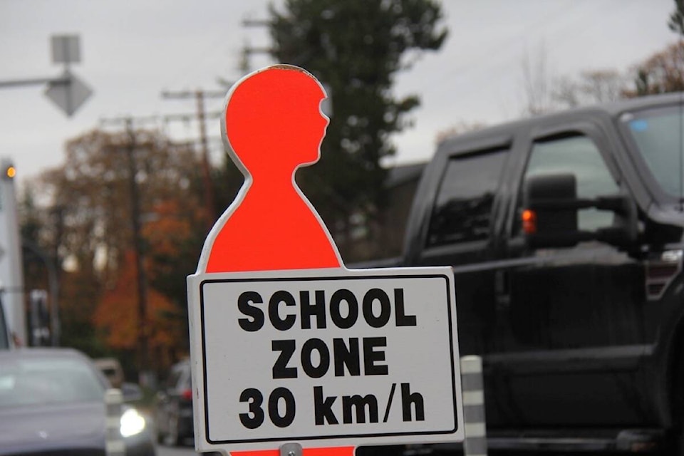 web1_231110-sne-petitionsaferschoolwalk-cvr_4