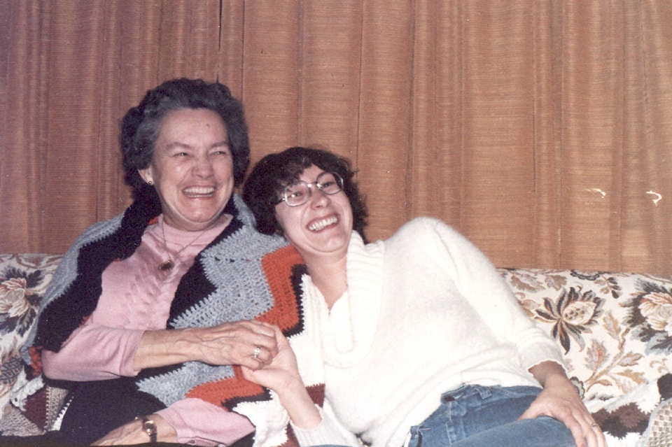 web1_240509-lat-rh-momletterfuller-lil_1