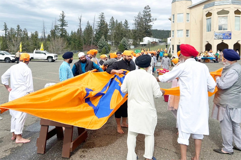 web1_240509-wlt-vaisakhi-photos_3