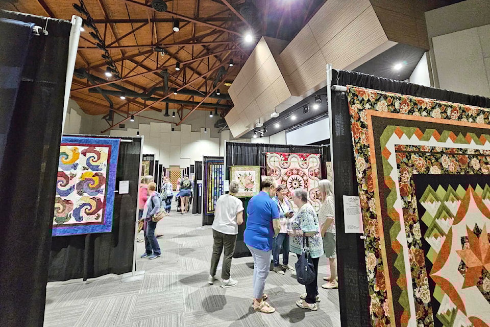  Due to COVID, it was the first time in six years that the Threads that Bind Us, the 91ԭ Quilters’ Guild show and sale in four years had been held. The May 10-11 event at the Christian Life Assembly drew hundreds. (Dan Ferguson/91ԭ Advance Times) 