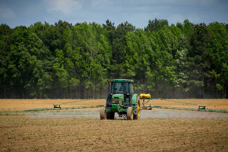 web1_240516-foreignworkersfines-farm_1