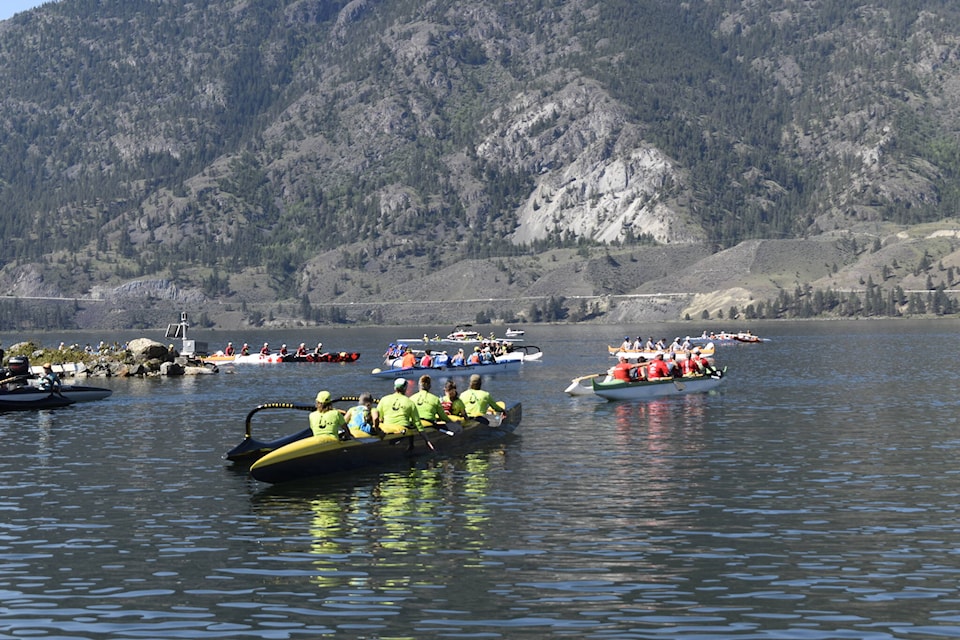 Canoe race teams from across Western Canada in Skaha Lake in Penticton on Saturday, May 11. (Logan Lockhart- Western News) 