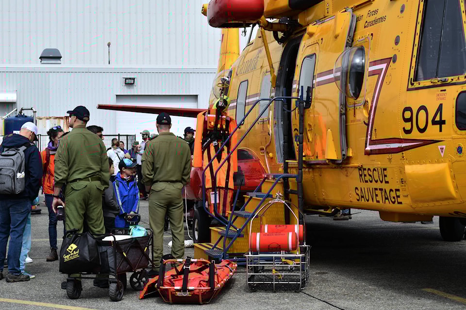web1_240522-cvr-n-2024-comox-airshow-1_11