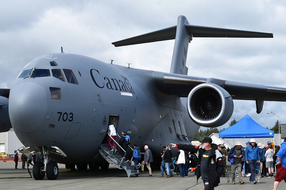 web1_240522-cvr-n-2024-comox-airshow-2_1