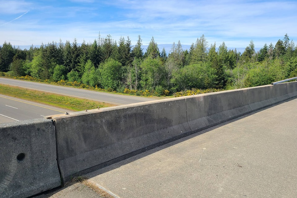 web1_240522-pqn-stolen-guardrail_1