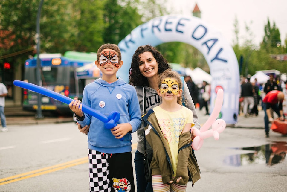 web1_240523-sul-carfreeday-fam_1