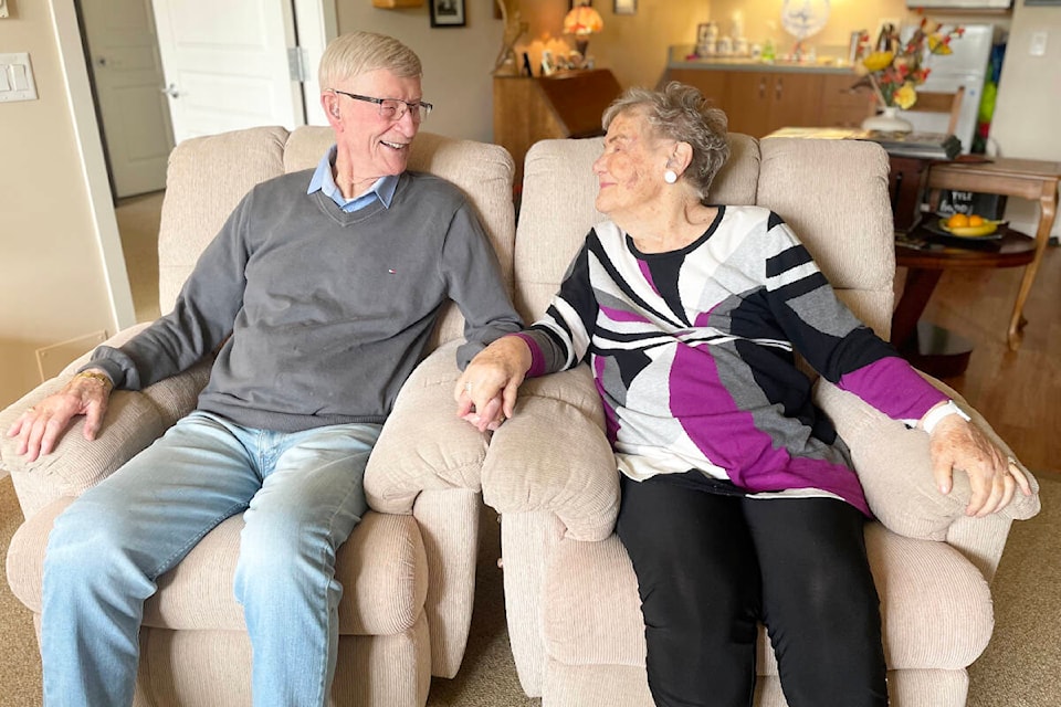 Hank and Wilhelmina Pankratz are still in love, 70 years into their marriage. (Ruth Lloyd photo - Efteen) 