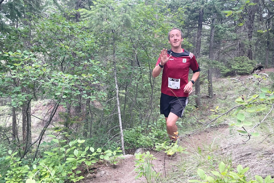 web1_240523-wlt-trail-race_1