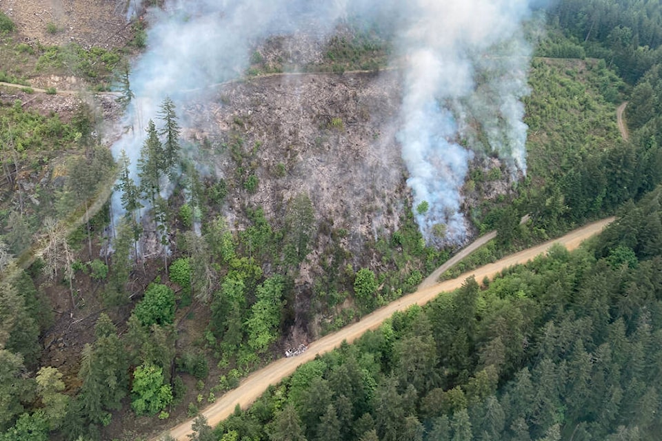 web1_240524-aho-wildfire-update-fri-fire_1