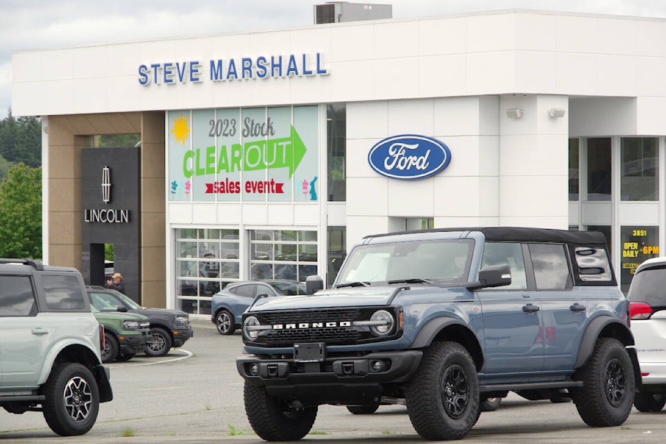 web1_240529-nbu-steve-marshall-ford-push-1_1