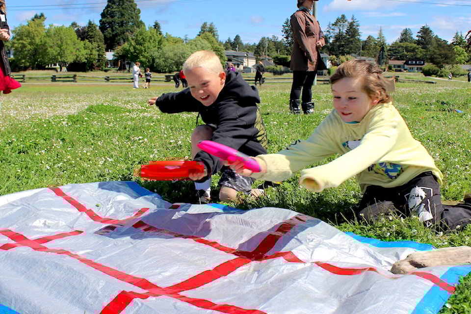 Students from across south Vancouver Island school districts took part in an array of activities during the annual deaf and hard of hearing beach day at Cadboro-Gyro Park on May 29. (Jake Romphf/News Staff) 
