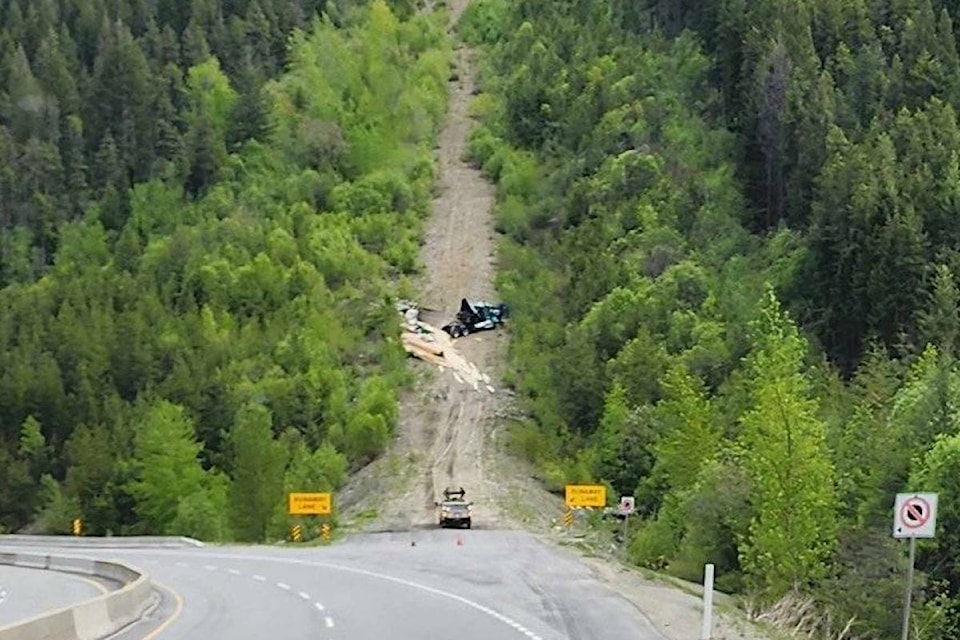 web1_240531-wek-run-away-truck_1