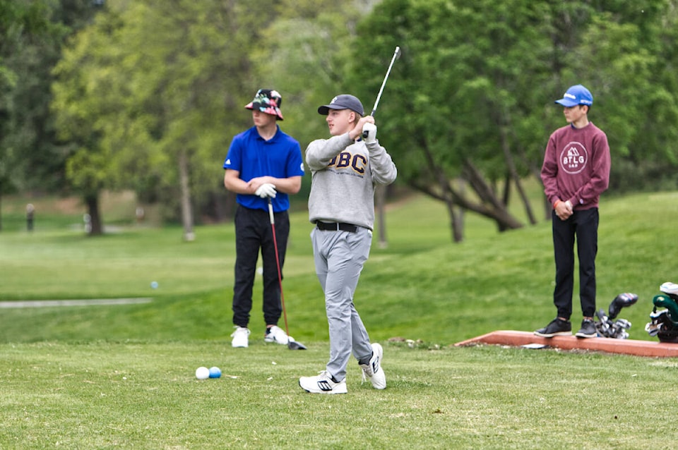 web1_240604-kdb-highschoolgolf-golf_1