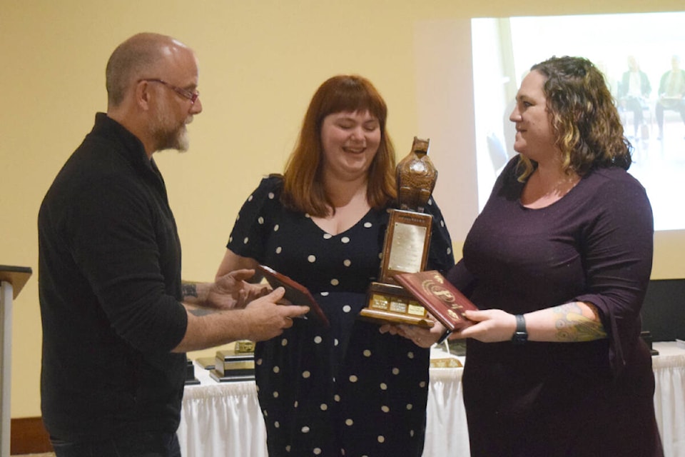 Port Alberni’s Nicole Foster and Nanaimo’s Nikita Towe receive the award for Best Director. (ELENA RARDON / Alberni Valley News) 