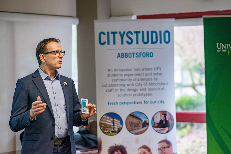 web1_city-studio1