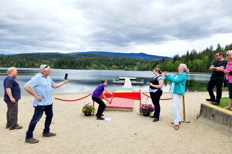 web1_rsz-dock-4-ribbon-cutting-k-with-scissors-20240515_121439